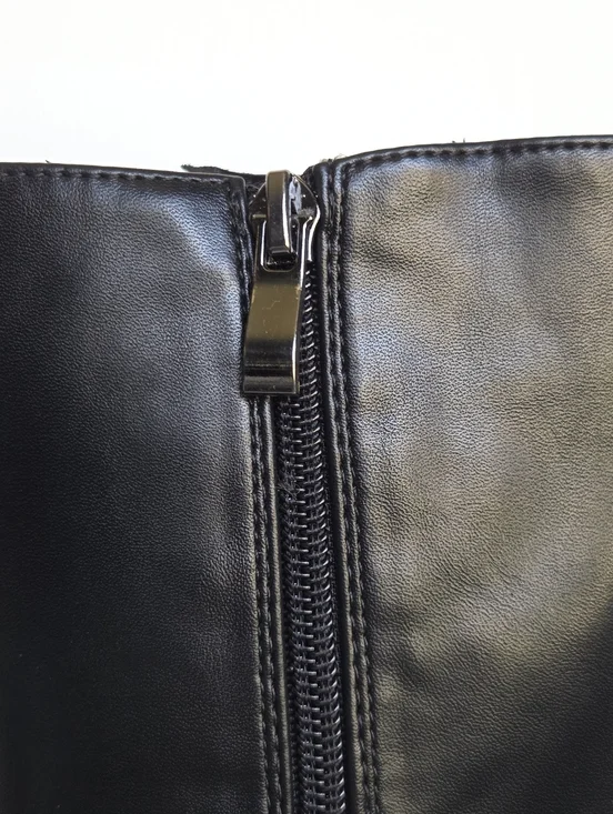 NWT Cider Classic Healed Ankle Boot Size-38 (US8) - Picture 5 of 14